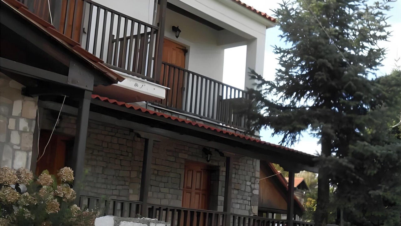 Photo of Outdoor in Lake Plastiras