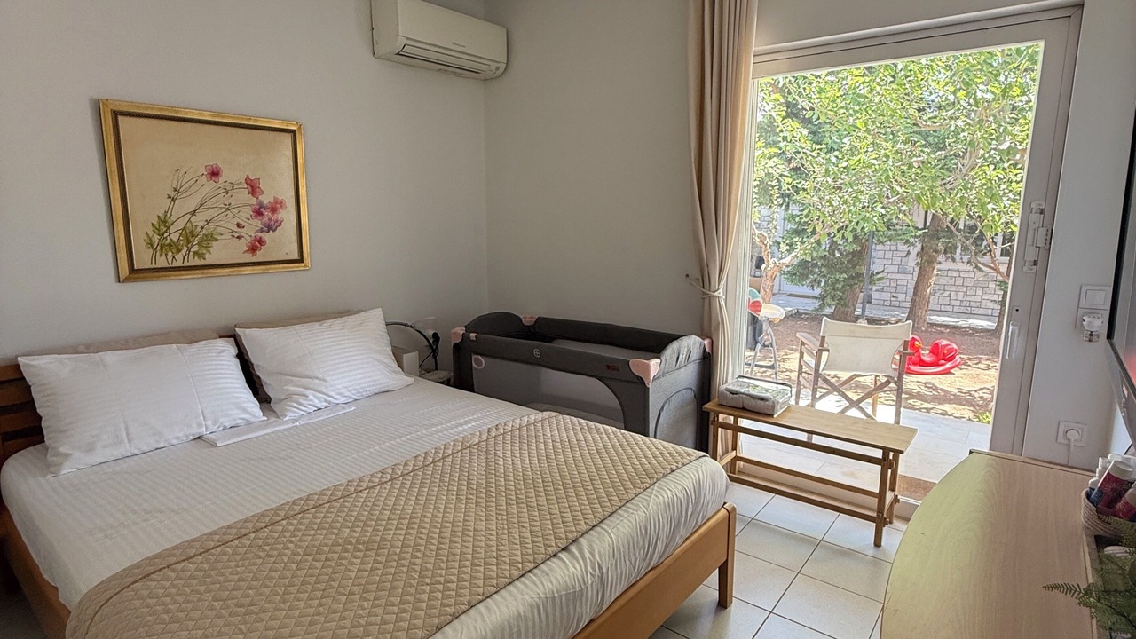 Photo of Bedroom in Lavreotiki