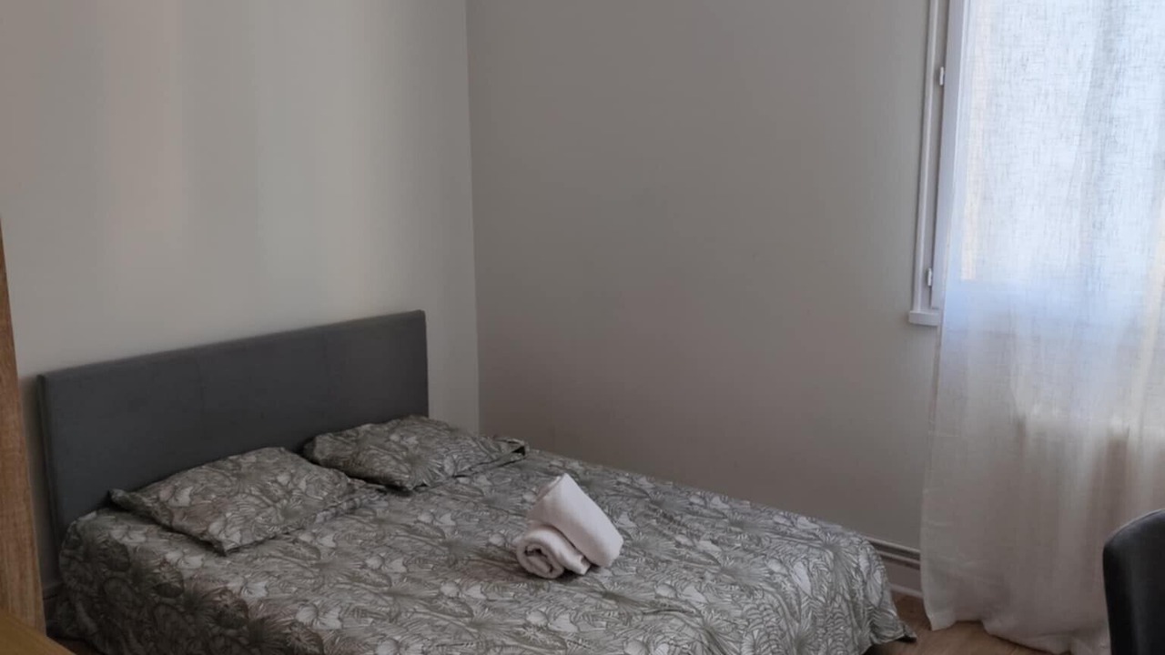 Photo of Bedroom in Valence