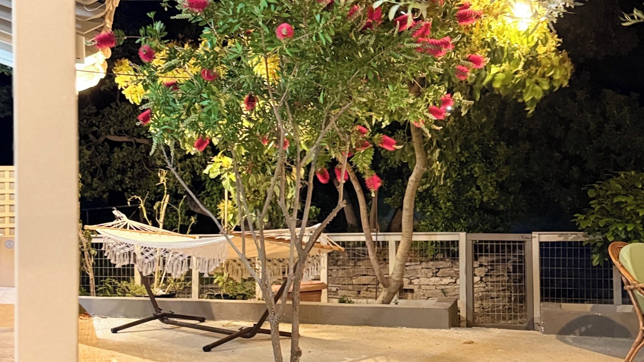 Photo of Patio Balcony in Armenistis