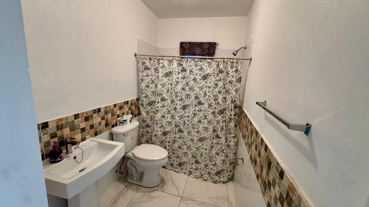 Photo of Bathroom in Stewart Town