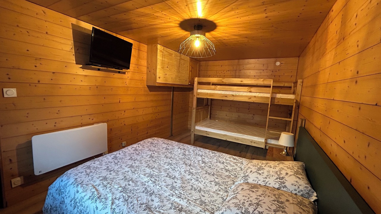 Photo of Bedroom in Les Clefs