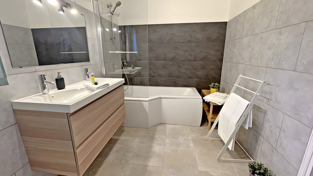 Photo of Bathroom in Le Thoronet