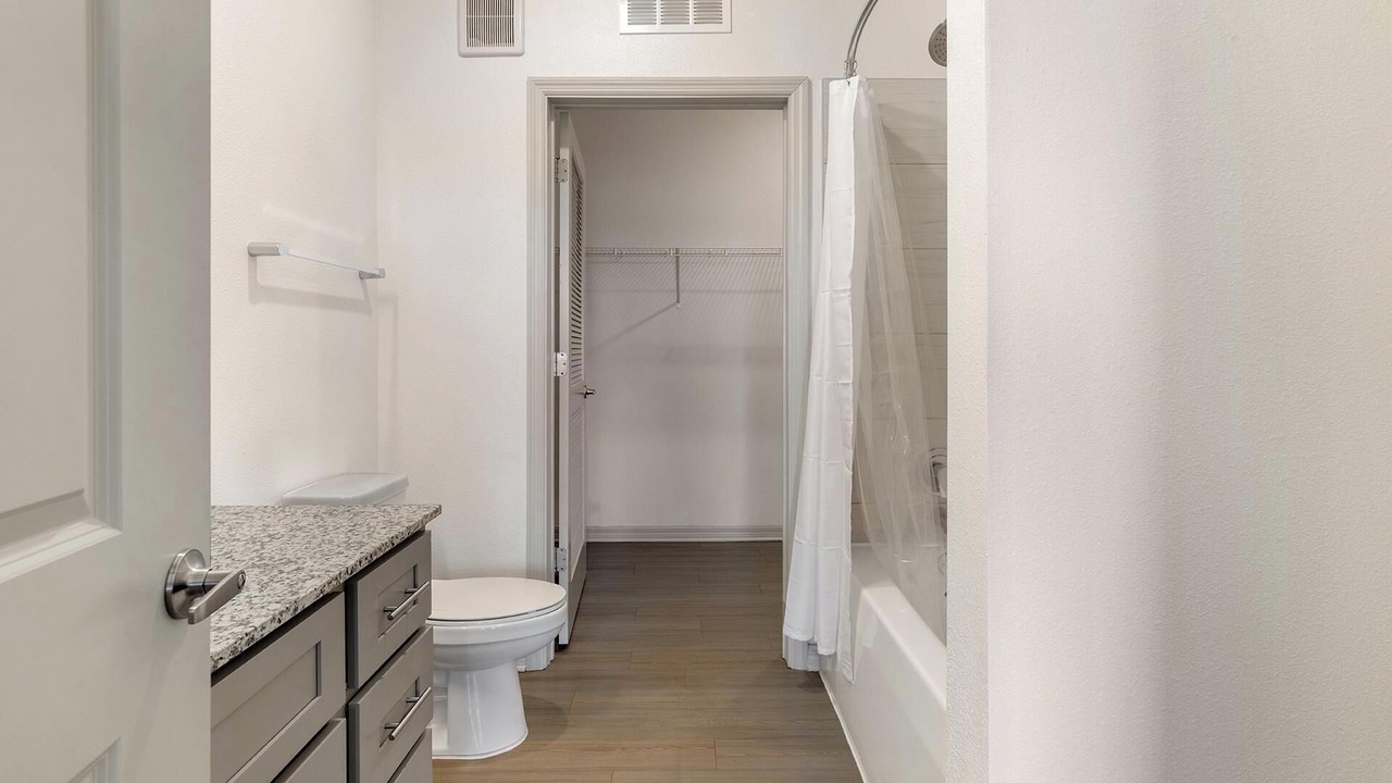 Photo of Bathroom in Lake Wales