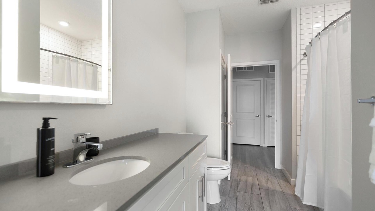 Photo of Bathroom in Sun City Center