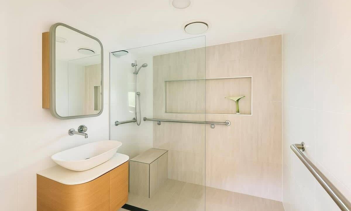 Photo of Bathroom in Runaway Bay