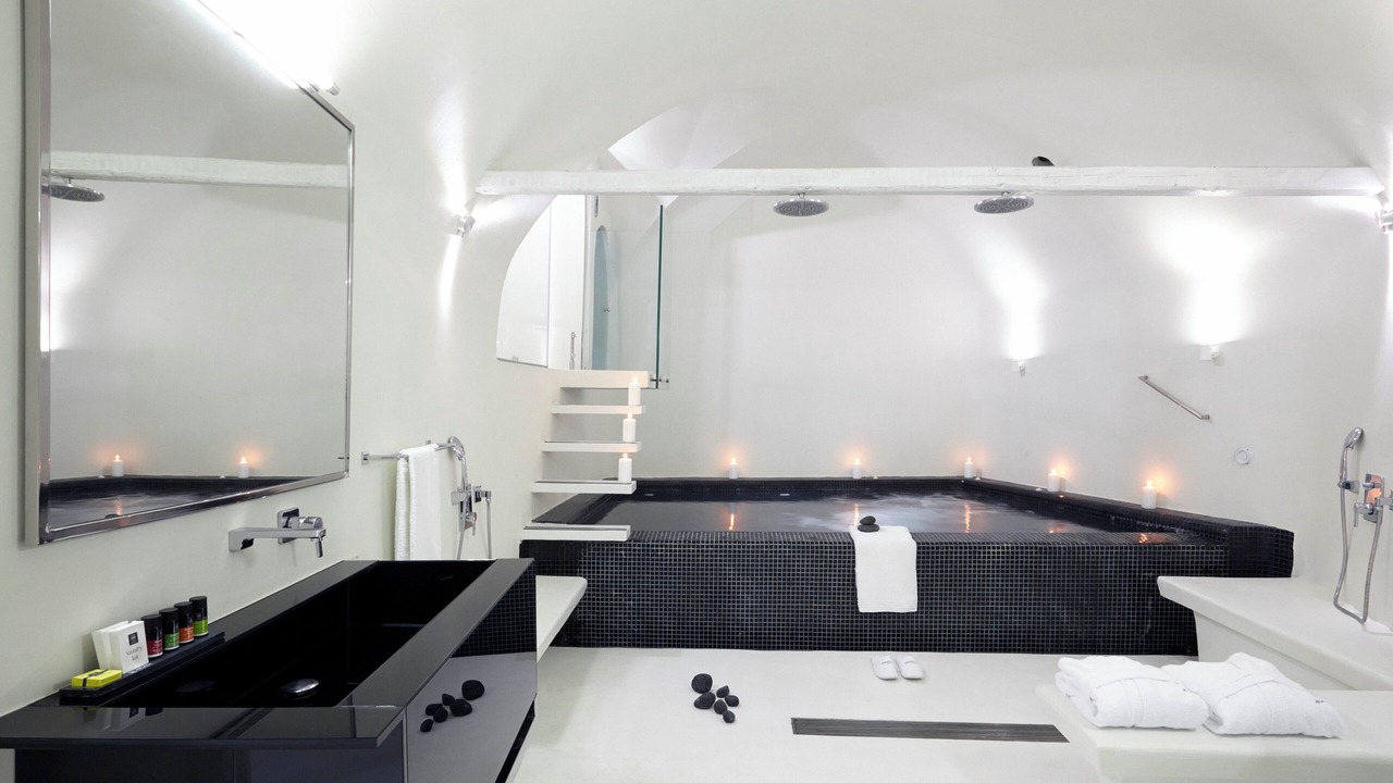 Photo of Bathroom in Imerovigli