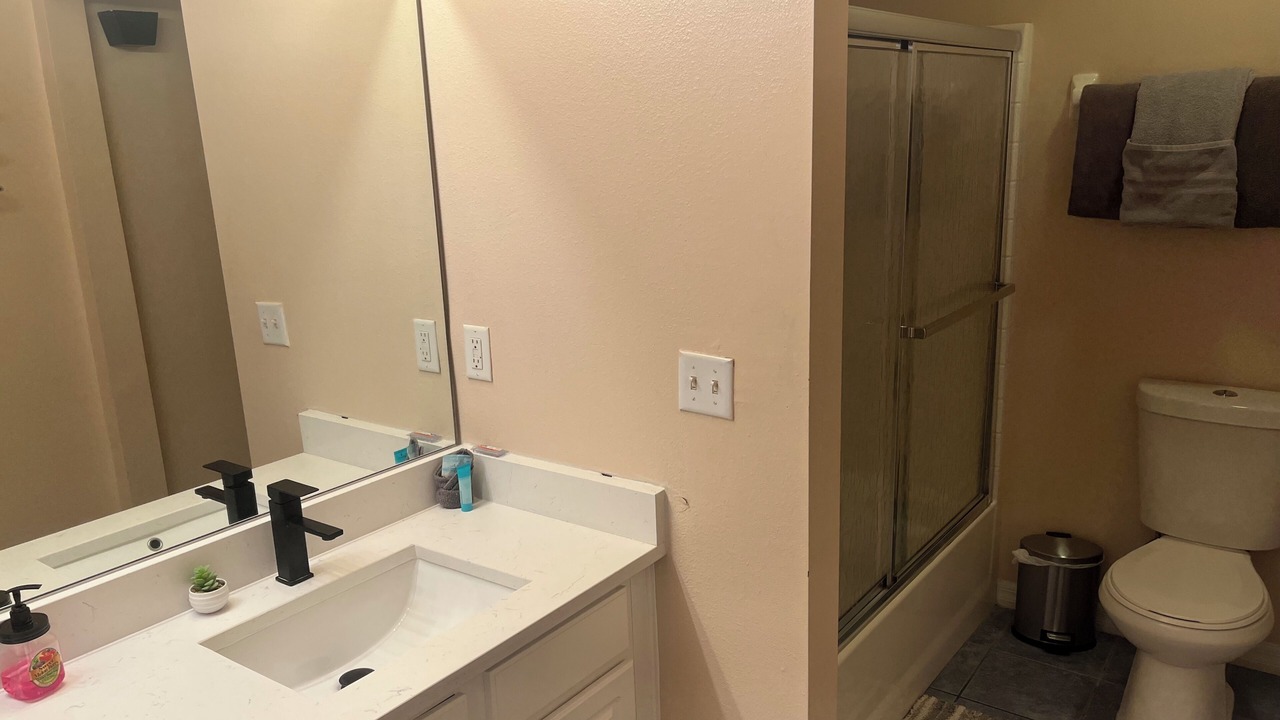 Photo of Bathroom in Sandy Ridge