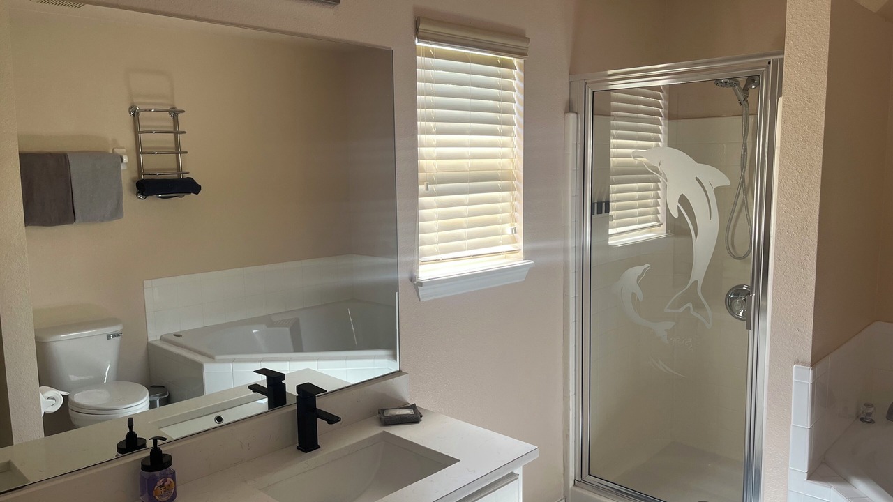 Photo of Bathroom in Sandy Ridge