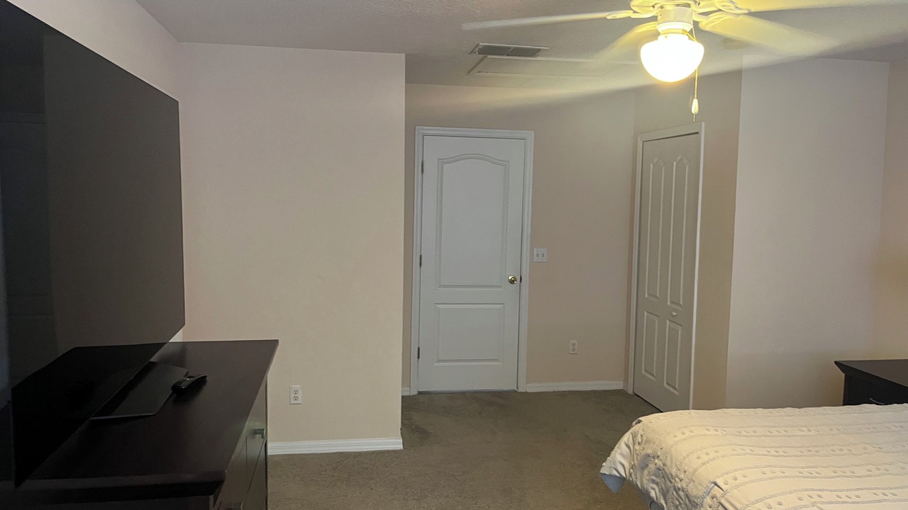 Photo of Bedroom in Sandy Ridge
