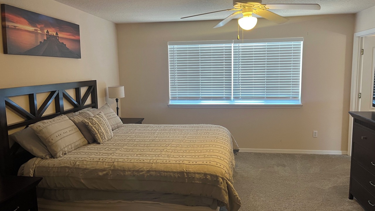 Photo of Bedroom in Sandy Ridge