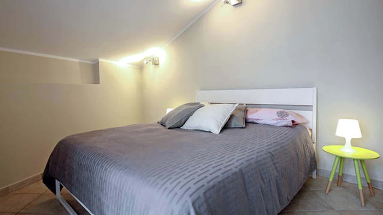 Photo of Bedroom in Historical Downtown Salerno