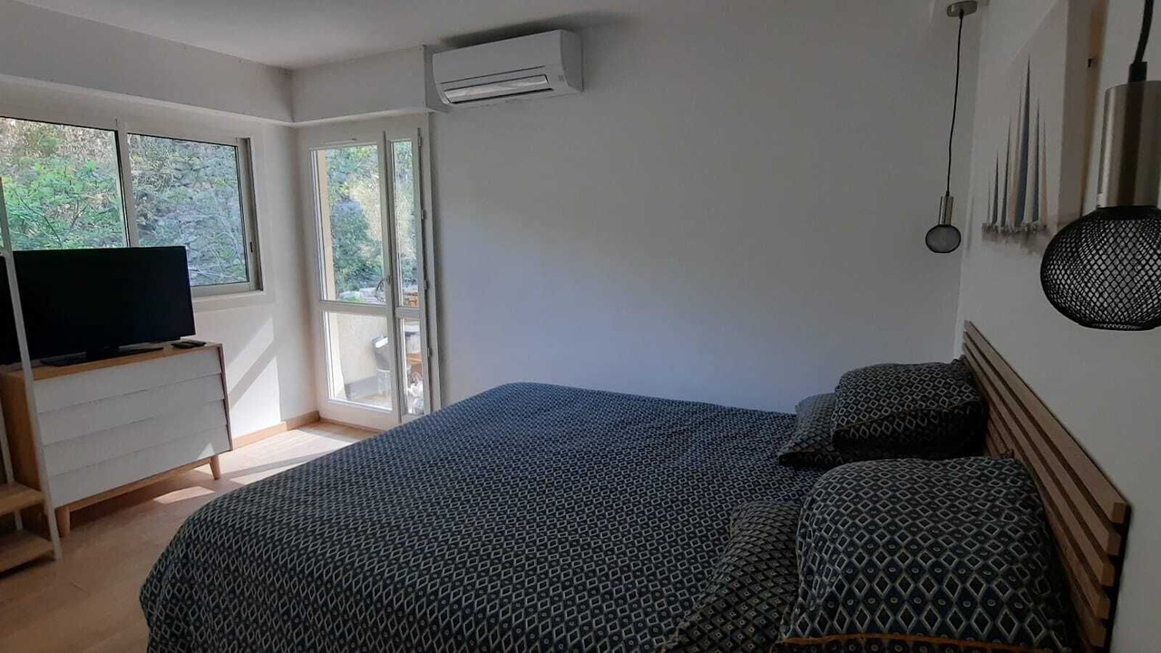 Photo of Bedroom in Cassis