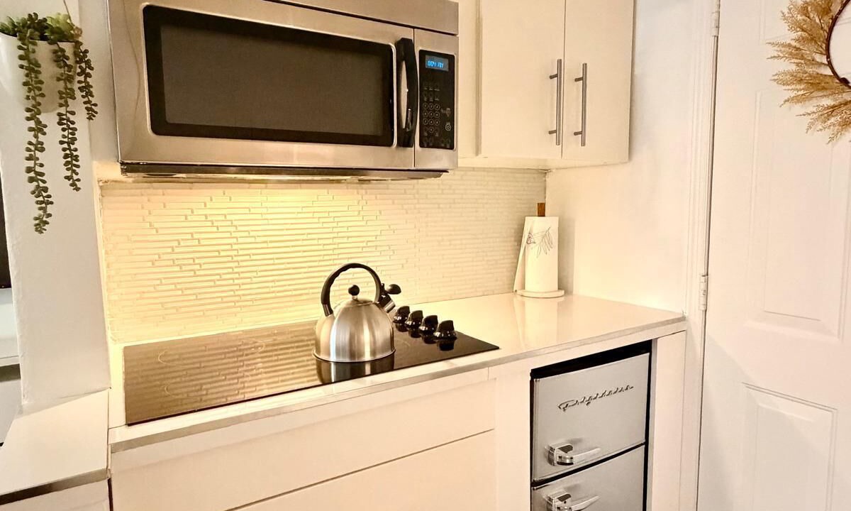 Photo of Kitchen in Mid Beach