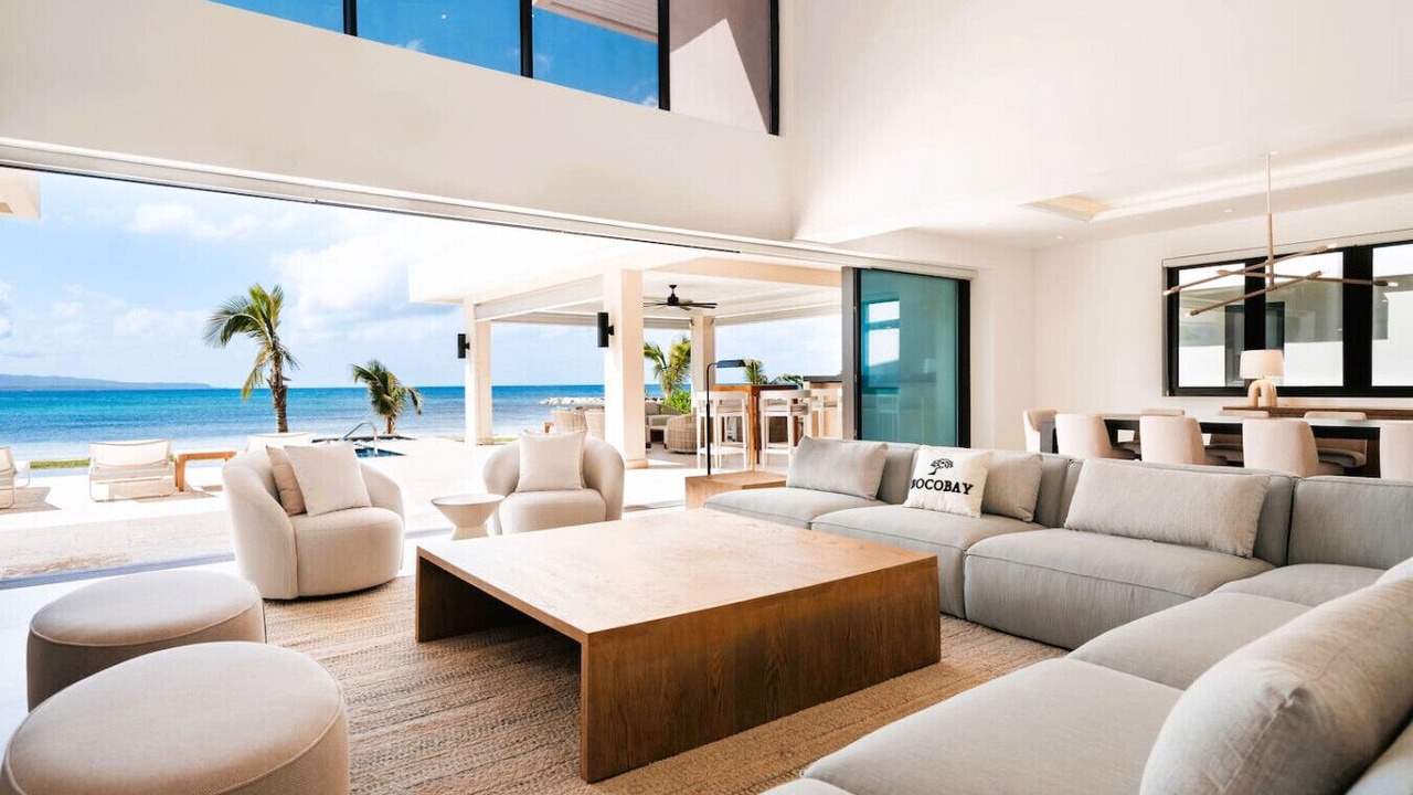 Photo of Livingroom in Runaway Bay