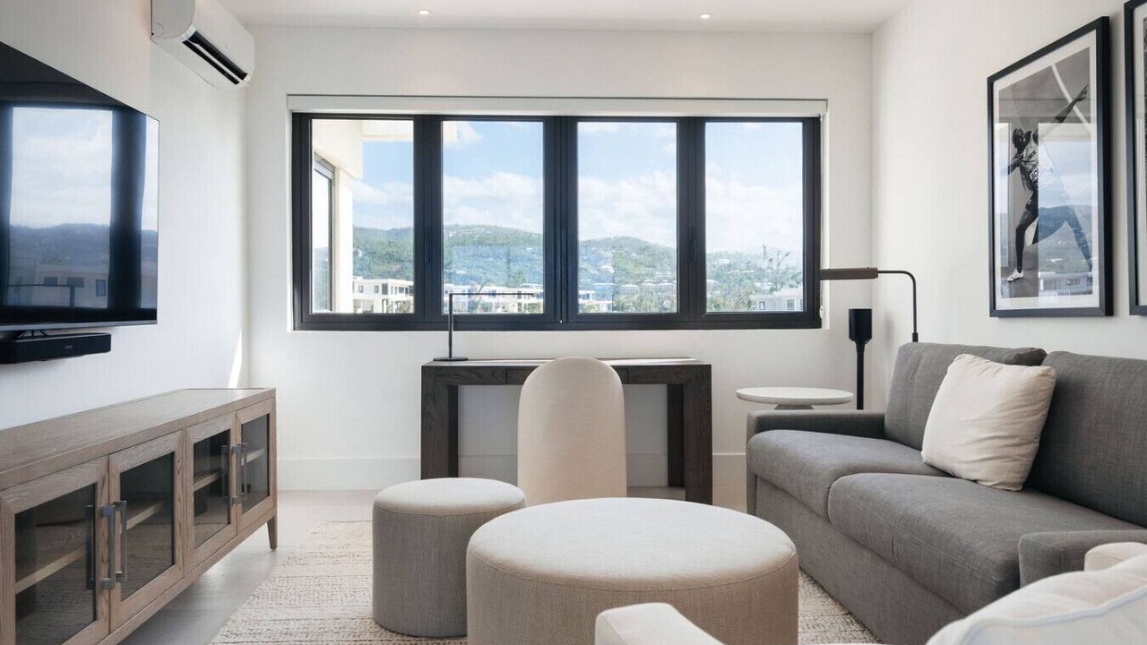 Photo of Livingroom in Runaway Bay