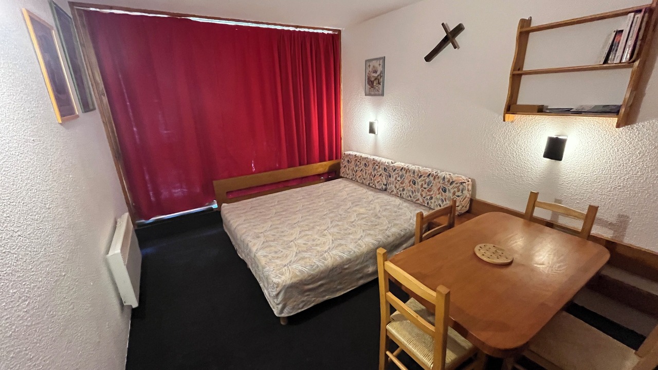 Photo of Bedroom in Arc-1800