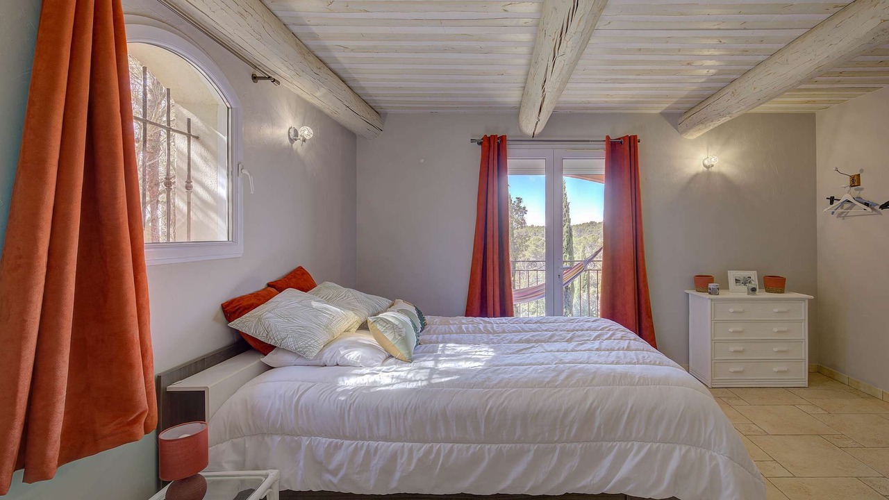 Photo of Bedroom in Flayosc