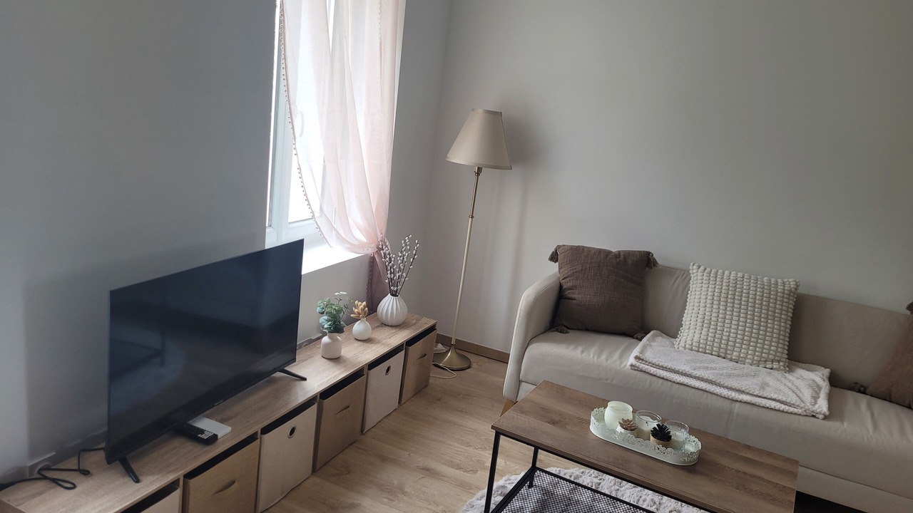 Photo of Livingroom in Commentry