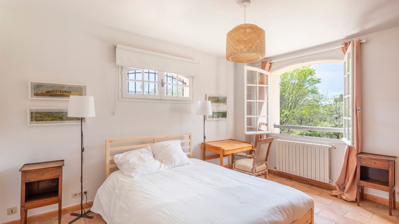 Photo of Bedroom in Plan-d'Aups-Sainte-Baume