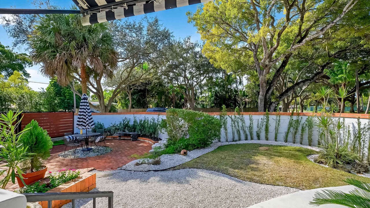 Photo of Outdoor in Miami Shores