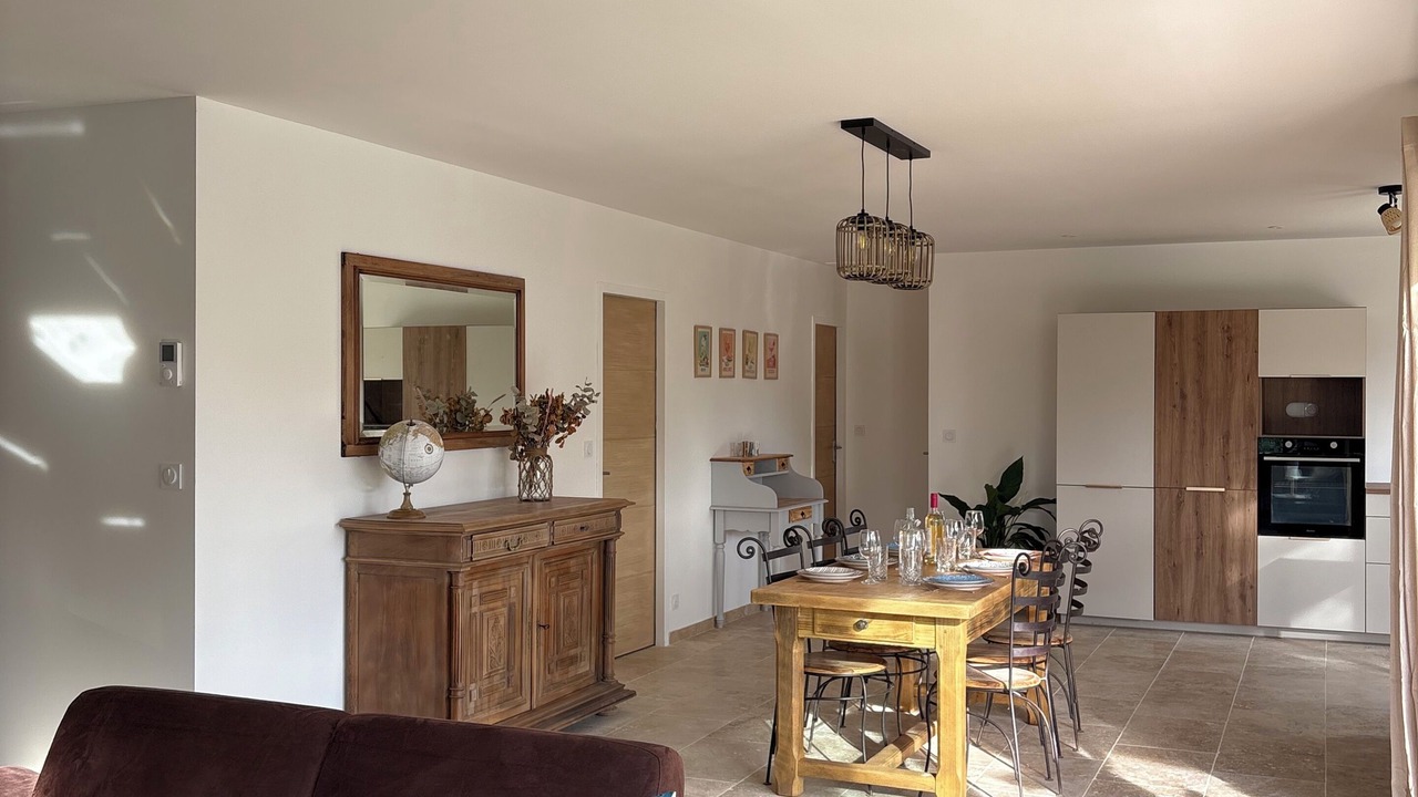 Photo of Livingroom in Sablet