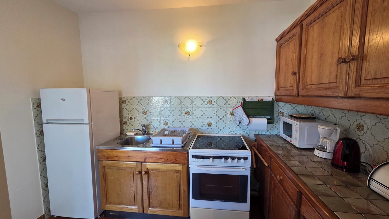 Photo of Kitchen in Sainte-Maxime City Centre