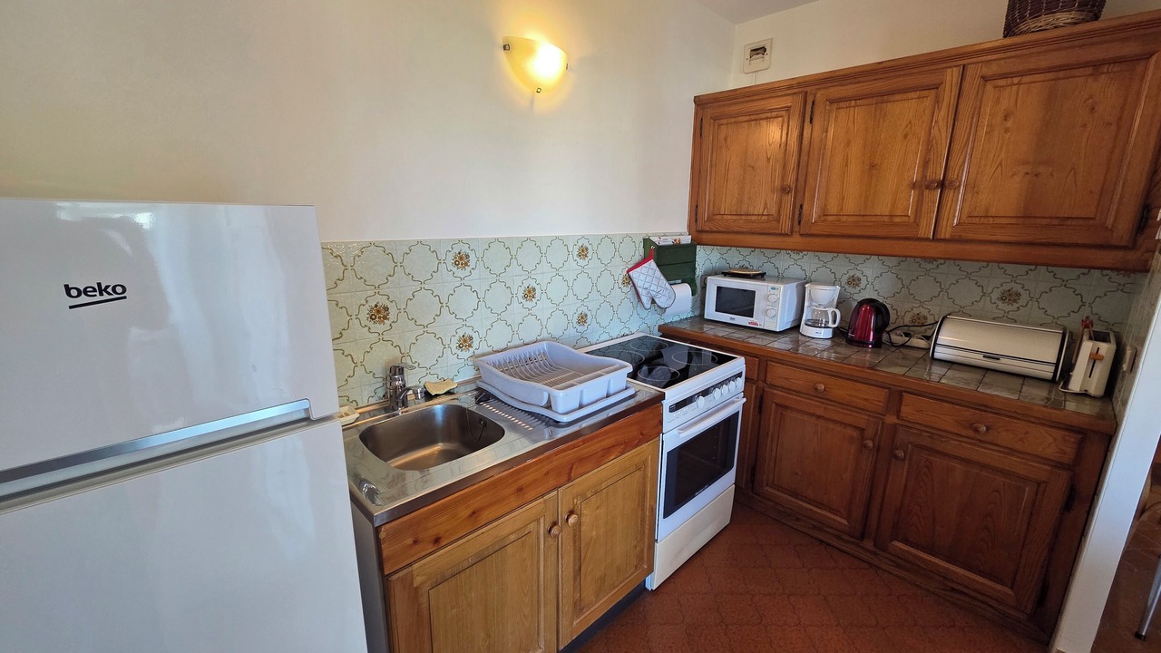 Photo of Kitchen in Sainte-Maxime City Centre