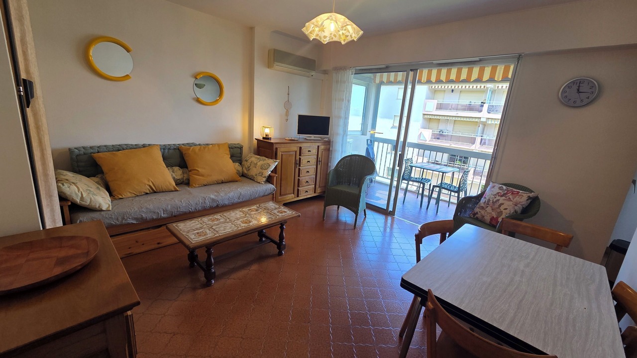 Photo of Livingroom in Sainte-Maxime City Centre