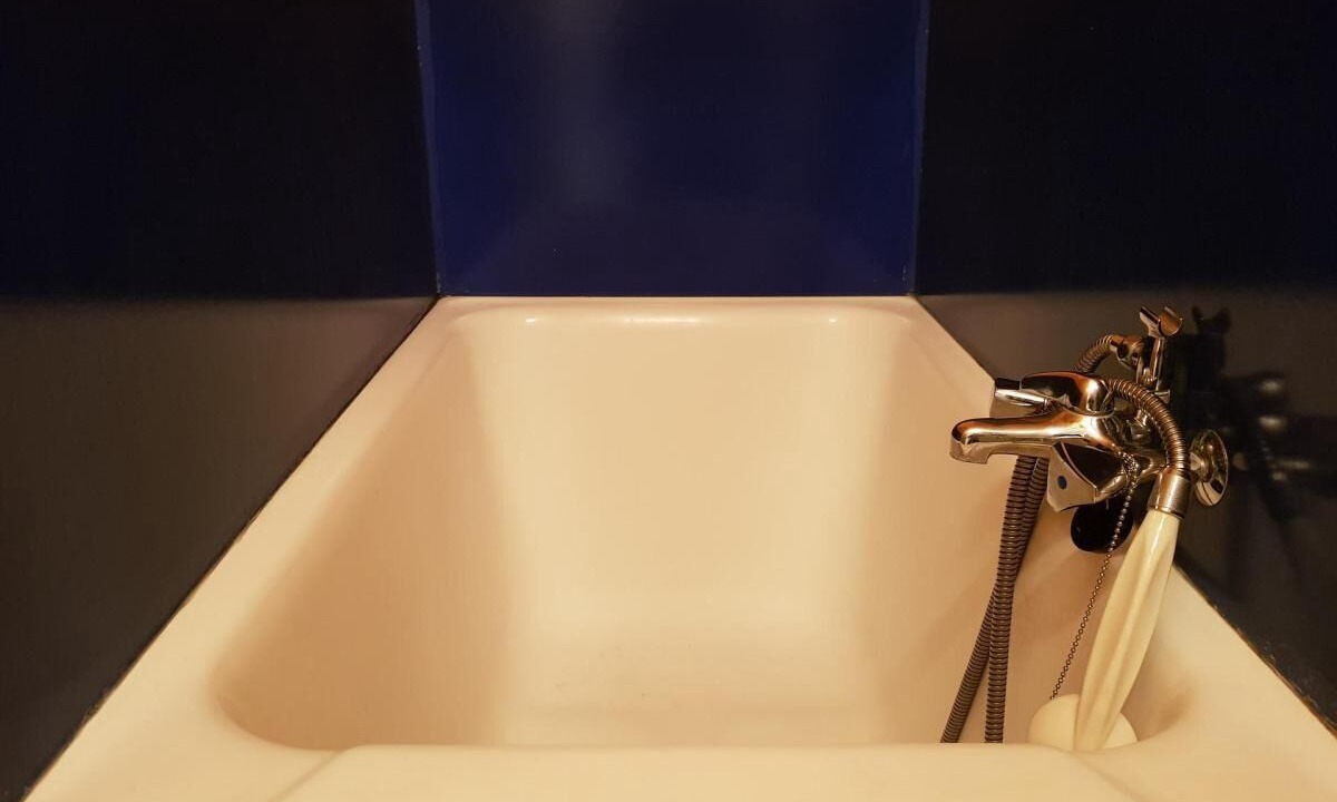 Photo of Bathroom in Arc-1600