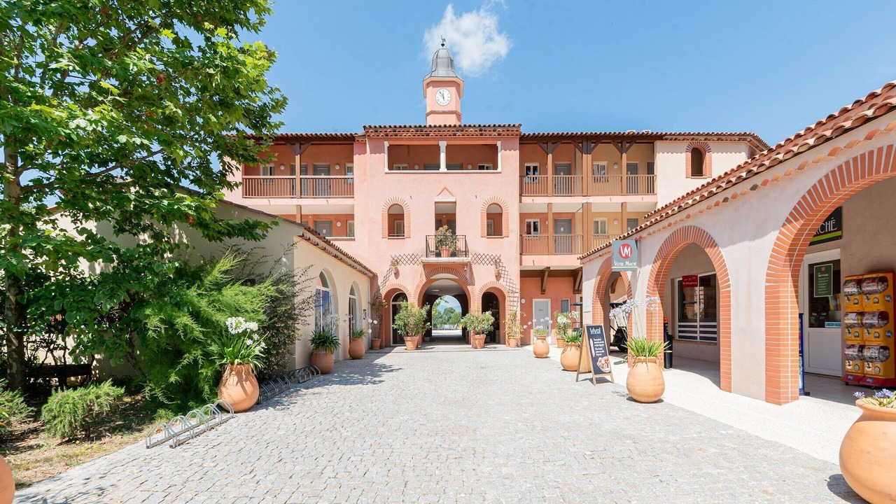 Photo of Outdoor in Rouret