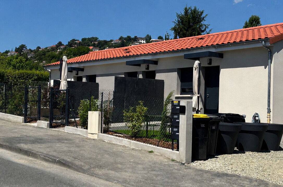 Photo of Outdoor in Montjuzet