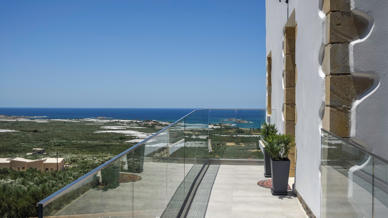 Photo of Patio Balcony in Zerviana