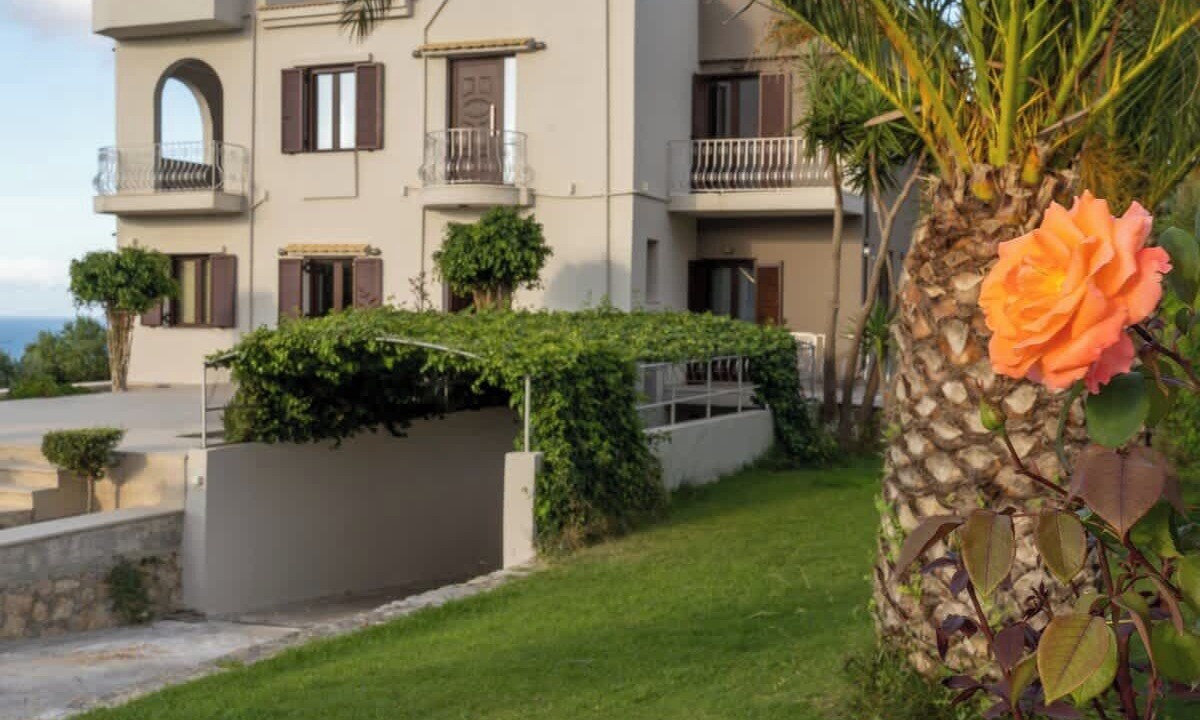 Photo of Outdoor in Violi Charaki