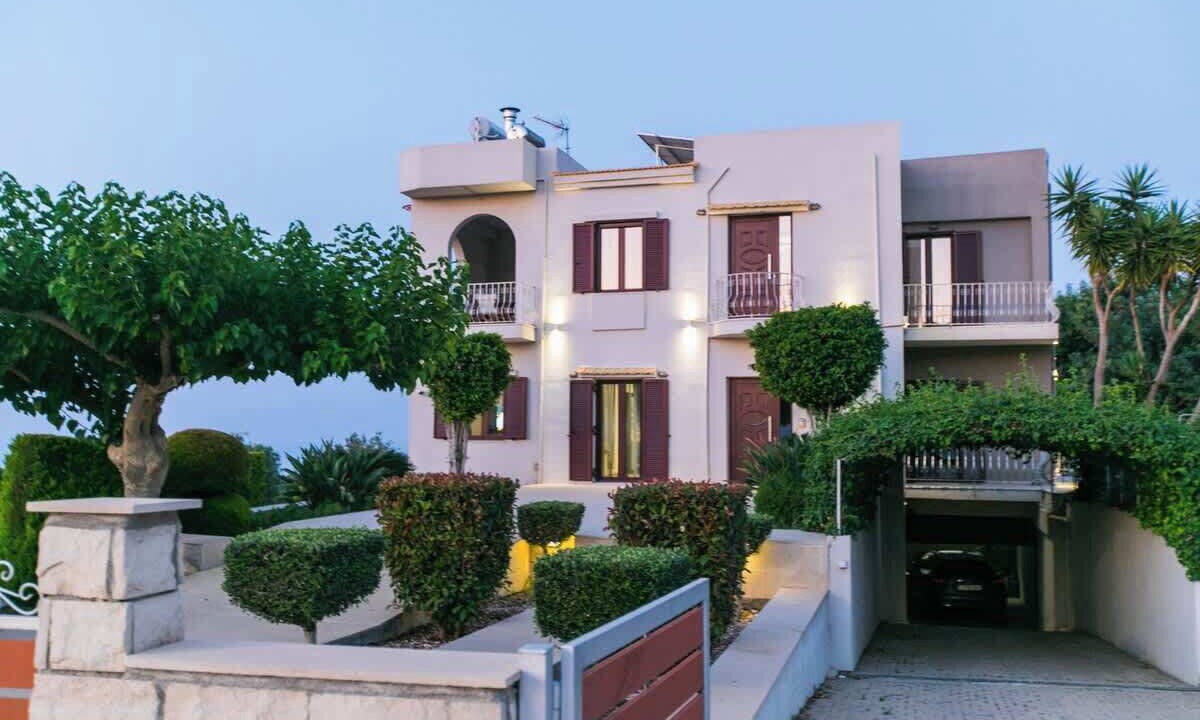 Photo of Outdoor in Violi Charaki
