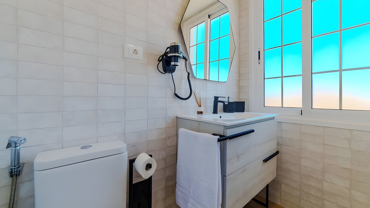 Photo of Bathroom in Arona