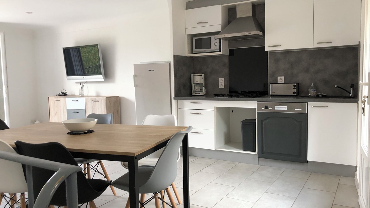 Photo of Kitchen in Entrecasteaux