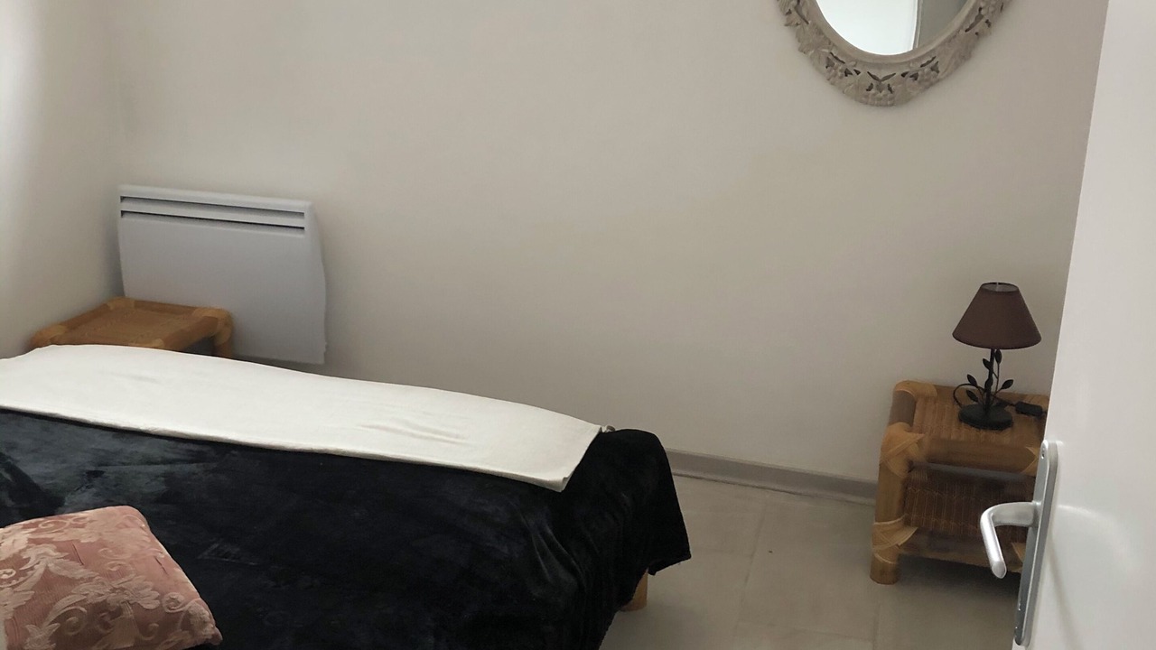 Photo of Bedroom in Entrecasteaux