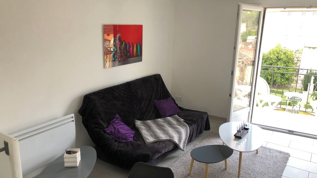 Photo of Livingroom in Entrecasteaux