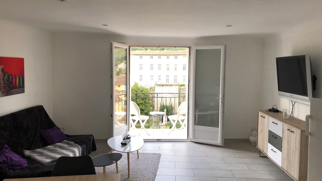 Photo of Livingroom in Entrecasteaux