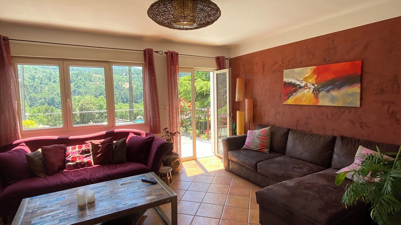 Photo of Livingroom in Peypin