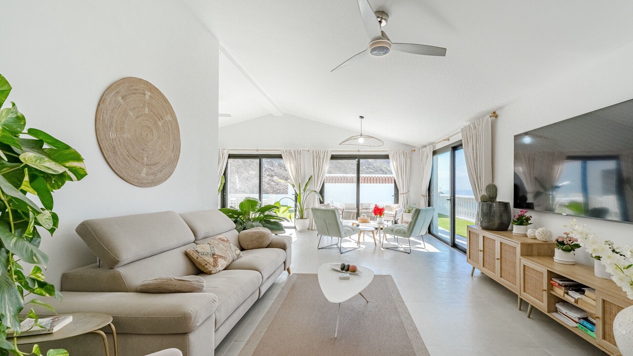 Photo of Livingroom in Los Gigantes
