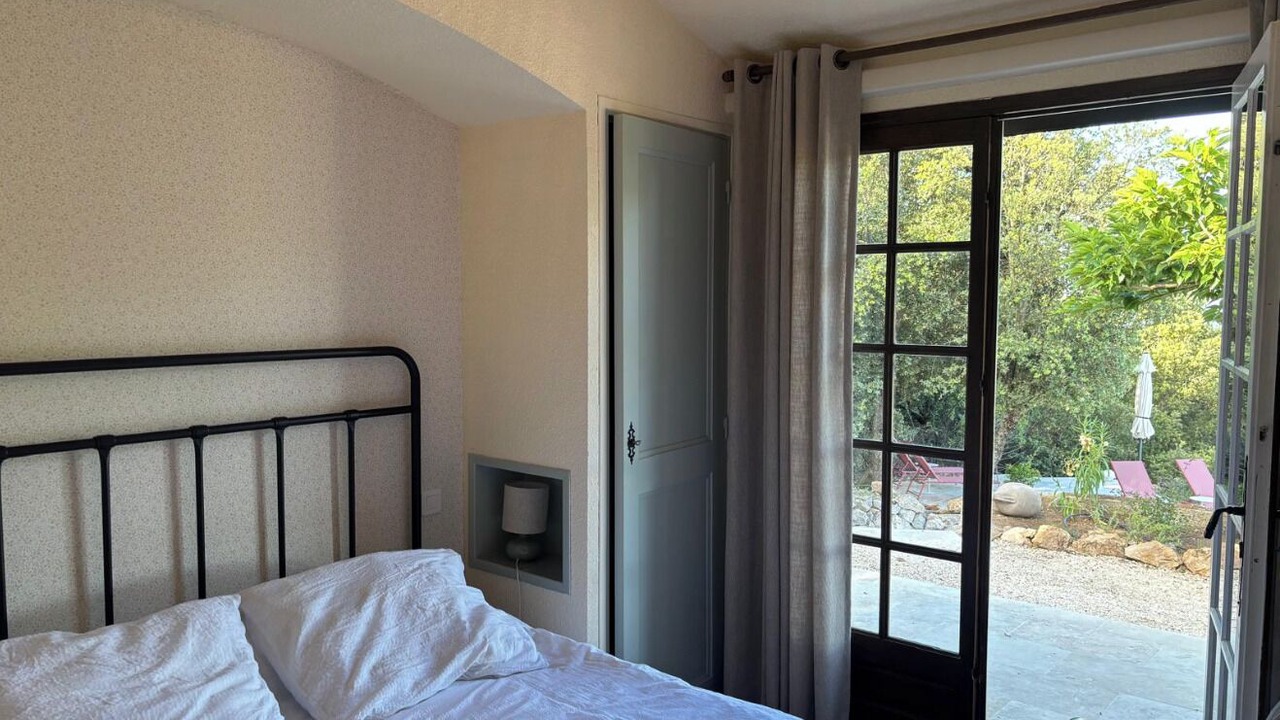 Photo of Bedroom in Tourtour
