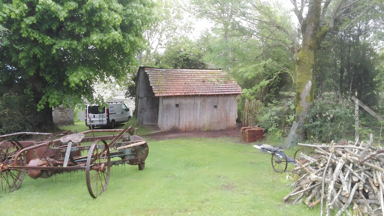 Photo of Others in Aveze