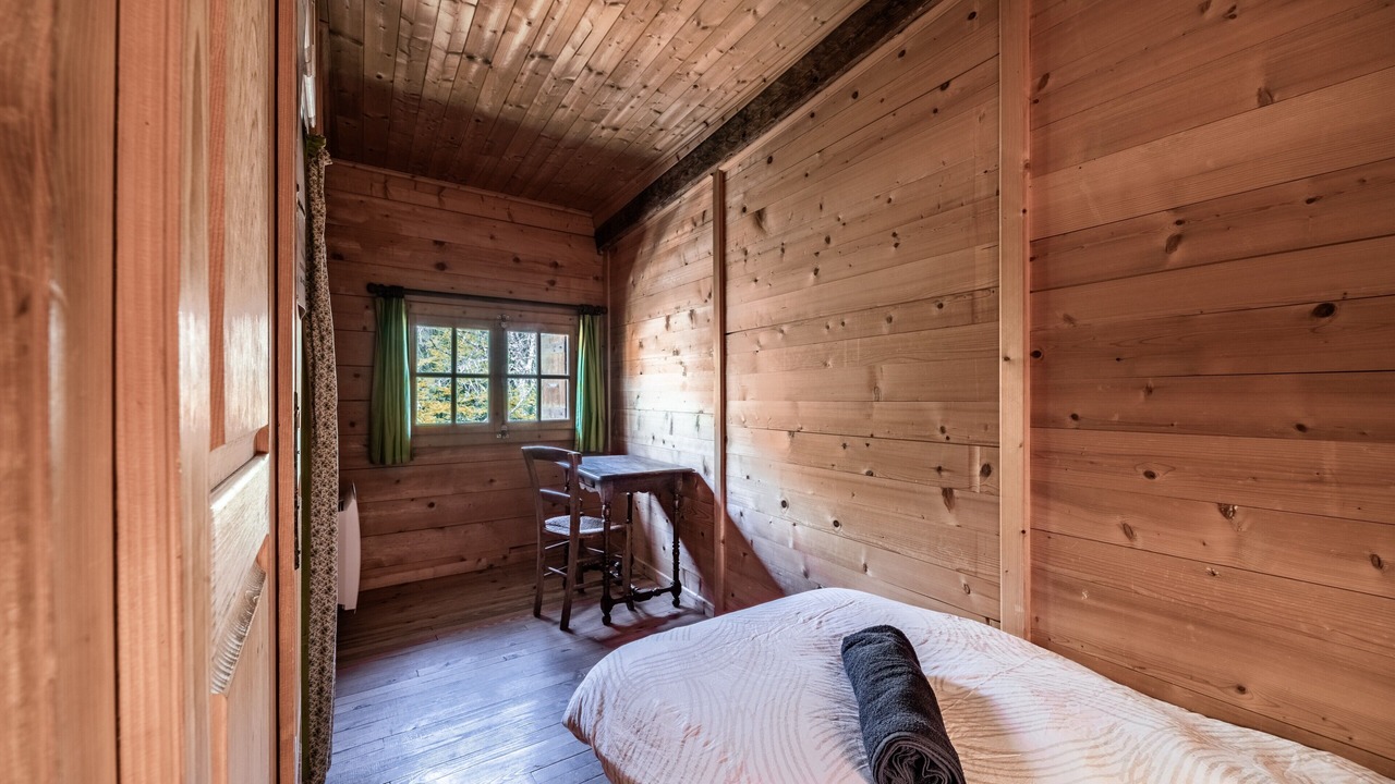 Photo of Bedroom in Abondance