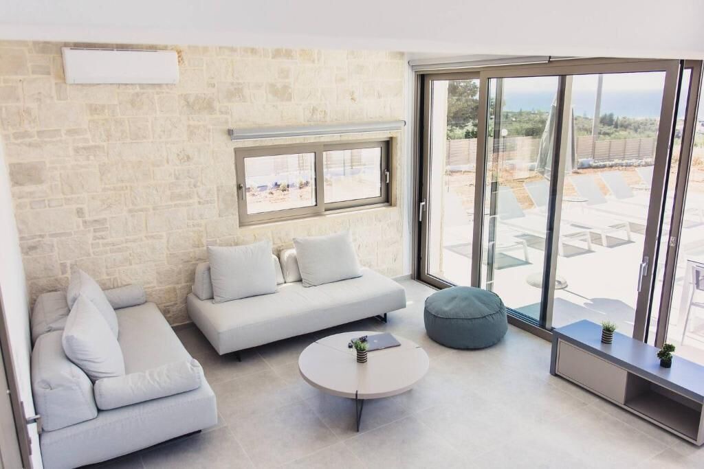 Photo of Livingroom in Adelianos Kampos