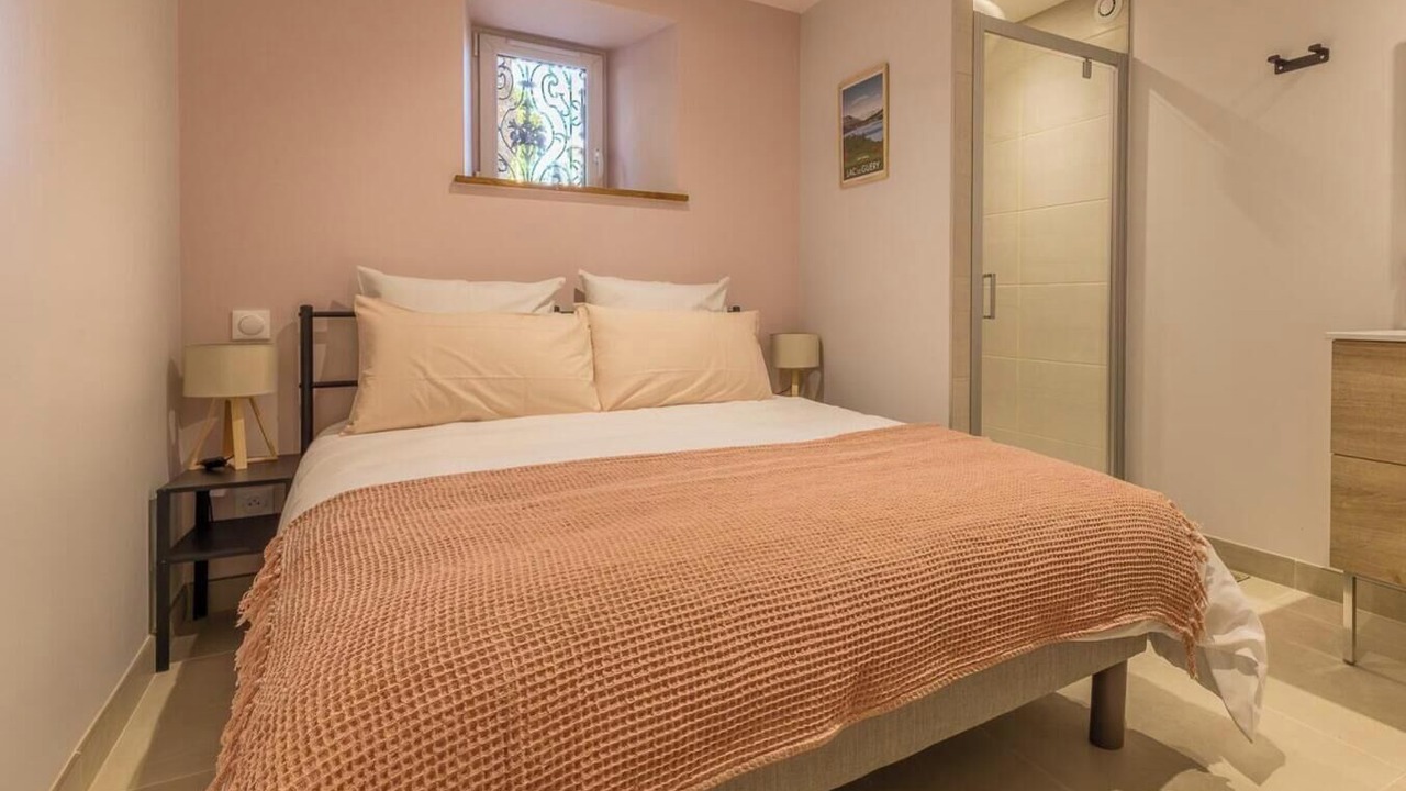 Photo of Bedroom in Rochefort-Montagne