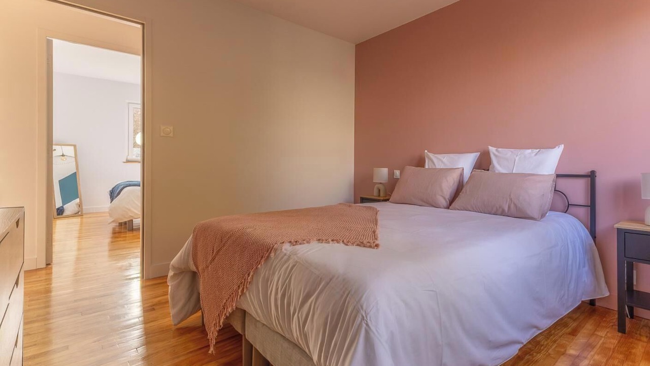 Photo of Bedroom in Rochefort-Montagne