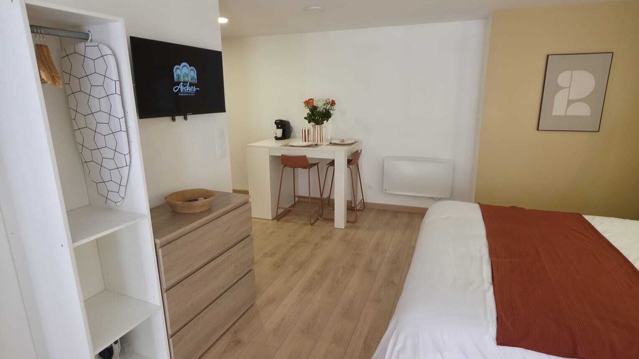 Photo of Bedroom in Riom