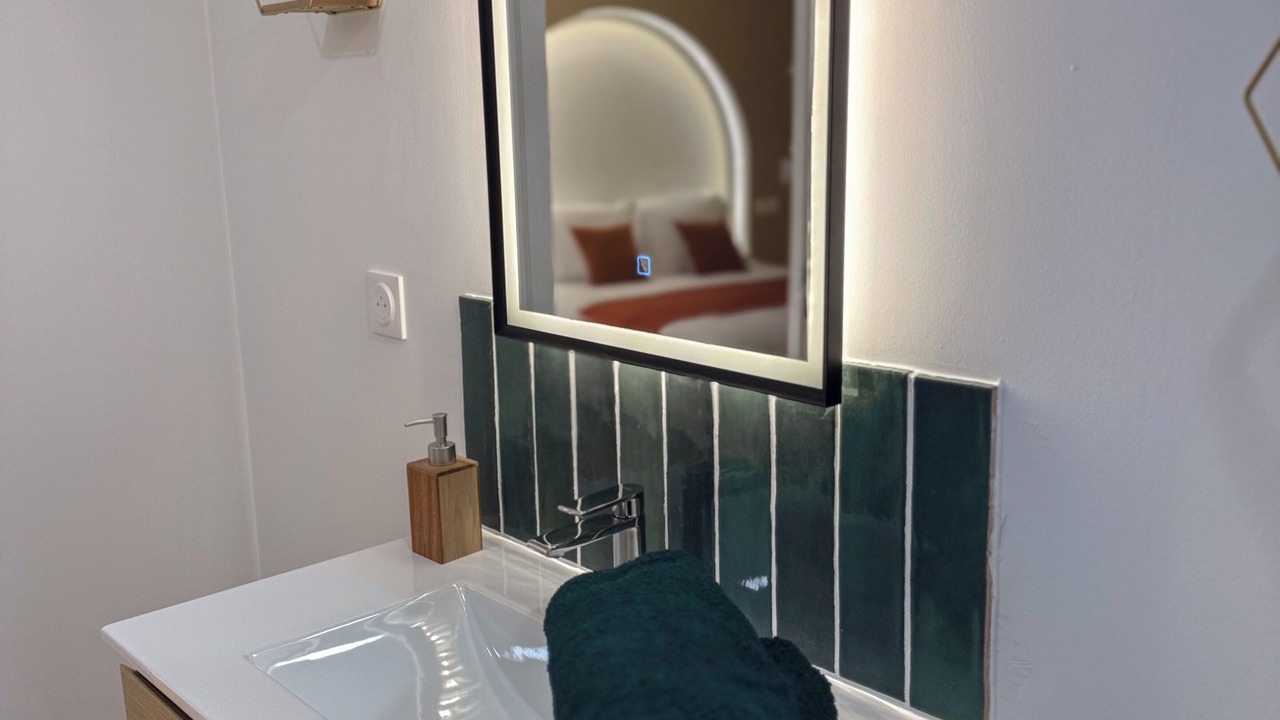 Photo of Bathroom in Riom